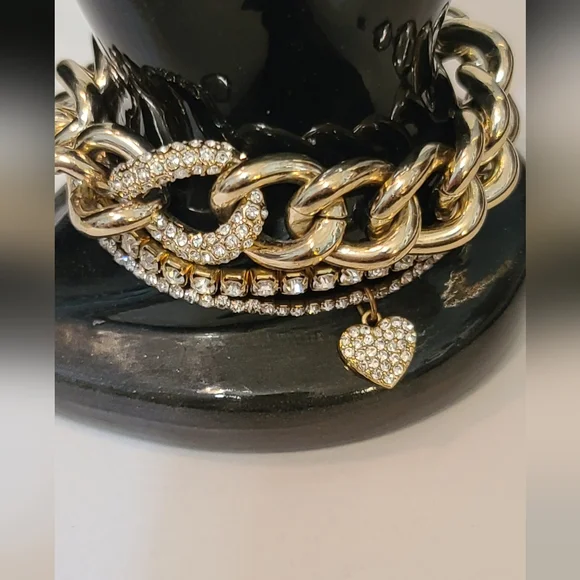 Victorias Secret Trifecta 3 Gold tone Rhinestone bracelets size 7 - Picture 1 of 8